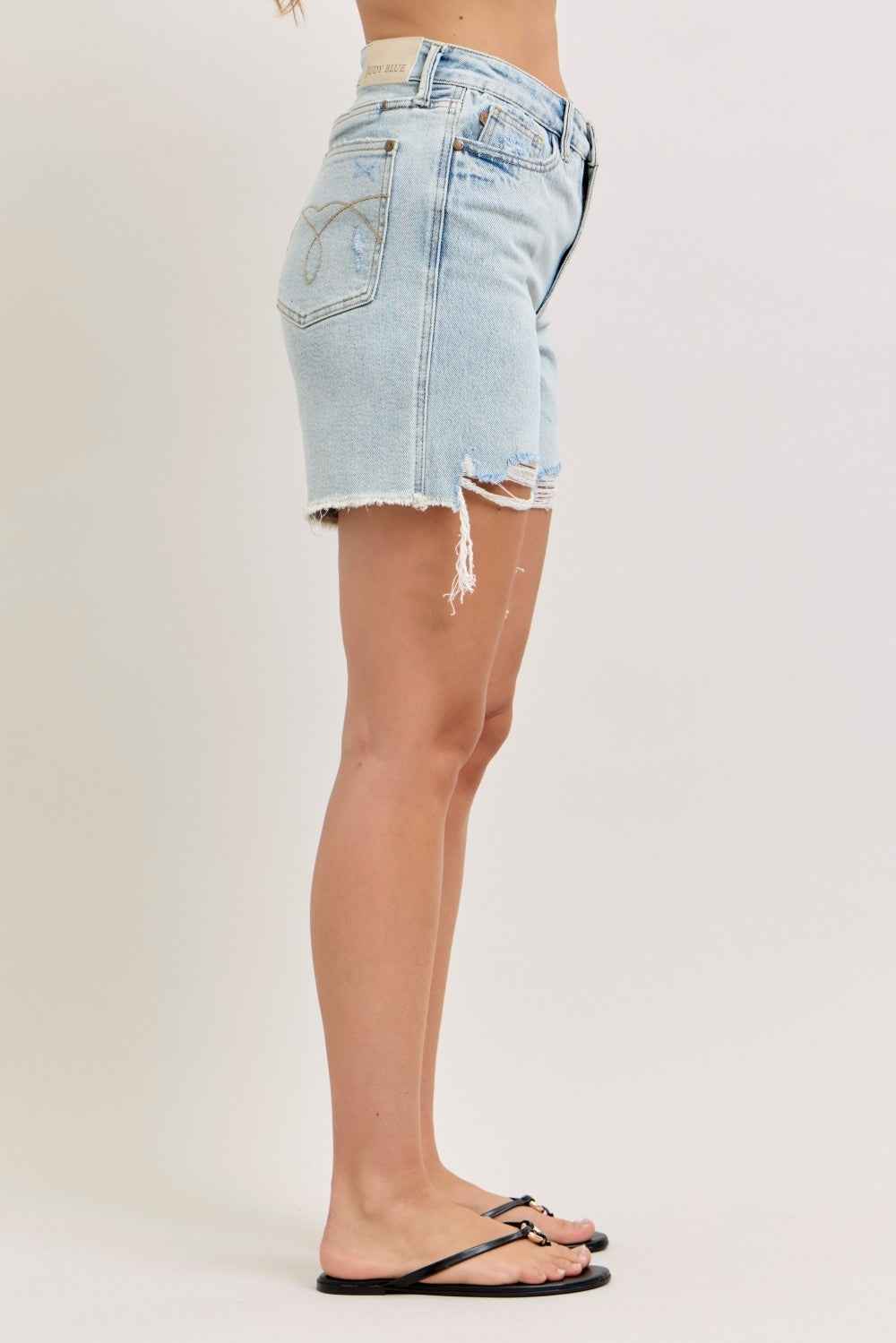 Judy Blue High-Waisted Rigid Magic Dad Short Wwith Cell Phone Back Pockets
