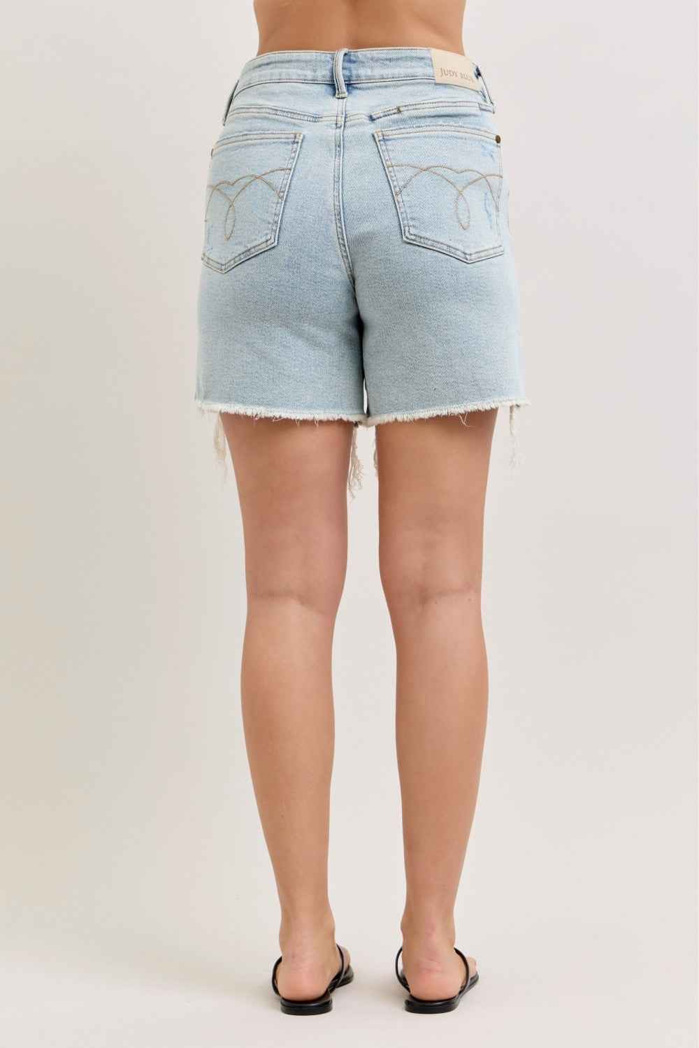 Judy Blue High-Waisted Rigid Magic Dad Short Wwith Cell Phone Back Pockets
